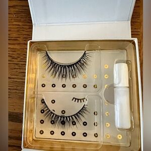 Battington Monroe 3D Silk Lashes with Mini Glue
